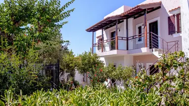 PENNYSTELLA APARTMENTS & STUDIOS