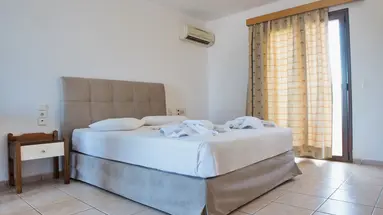 PENNYSTELLA APARTMENTS & STUDIOS