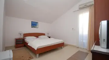 PENSION ANITA