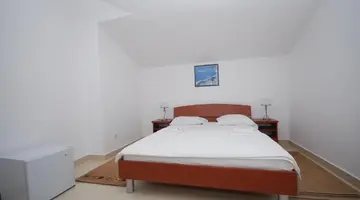 PENSION ANITA