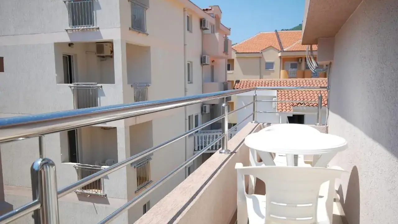 PENSION ANITA
