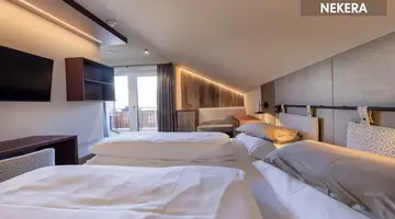 PEOPLE'S HOTEL
