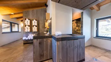 PEOPLE S HOTEL