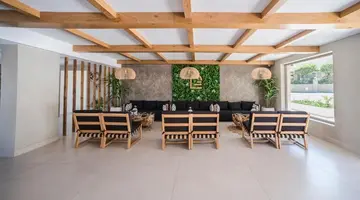 Pepper Sea Club Hotel