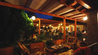 PERDIKIA BEACH HOTEL