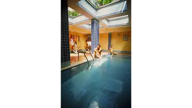PERDIKIA BEACH HOTEL