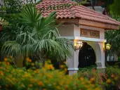 PERDIKIA BEACH HOTEL
