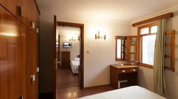 PERDIKIA BEACH HOTEL