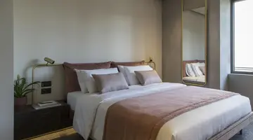 Perianth Hotel
