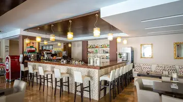 PERIDIS FAMILY RESORT