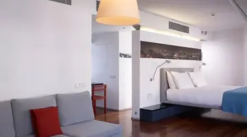 Periscope Hotel
