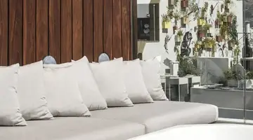 Periscope Hotel