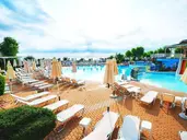 Perla Beach Club