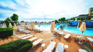 Perla Beach Club