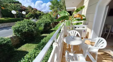 PERLA BEACH HOTEL APARTMENTS