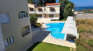 PERLA BEACH HOTEL APARTMENTS
