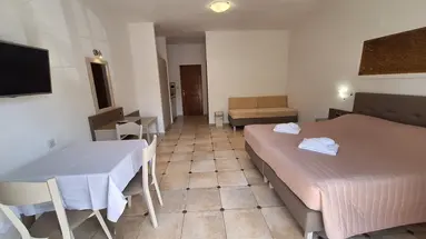 PERLA BEACH HOTEL APARTMENTS