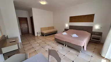 PERLA BEACH HOTEL APARTMENTS