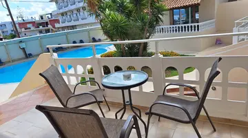 PERLA BEACH HOTEL APARTMENTS