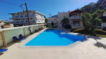PERLA BEACH HOTEL APARTMENTS