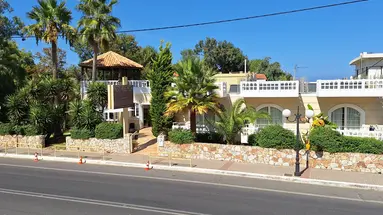 PERLA BEACH HOTEL APARTMENTS