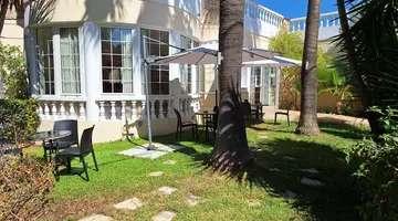 PERLA BEACH HOTEL APARTMENTS