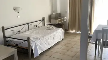 PERLA BEACH HOTEL APARTMENTS