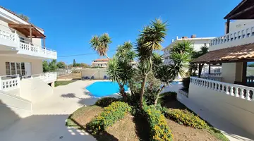 PERLA BEACH HOTEL APARTMENTS