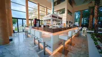 Perla Gold & Luxury Club