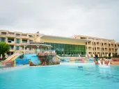 Perla Gold & Luxury Club