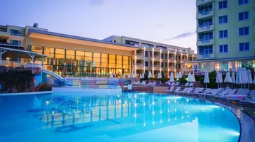 Perla Gold & Luxury Club
