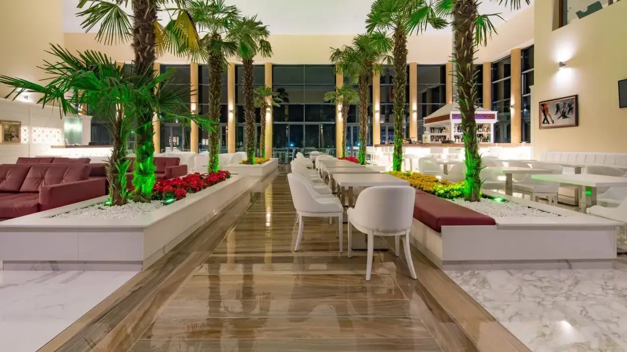 Perla Gold & Luxury Club