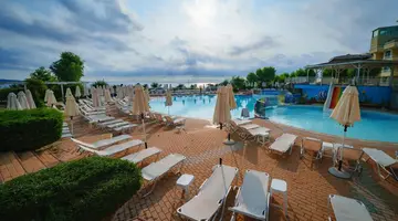 Perla Gold & Luxury Club