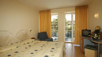 Perla Golden Sands