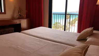 Perla Marina Hotel