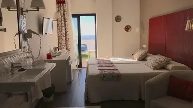 Perla Marina Hotel