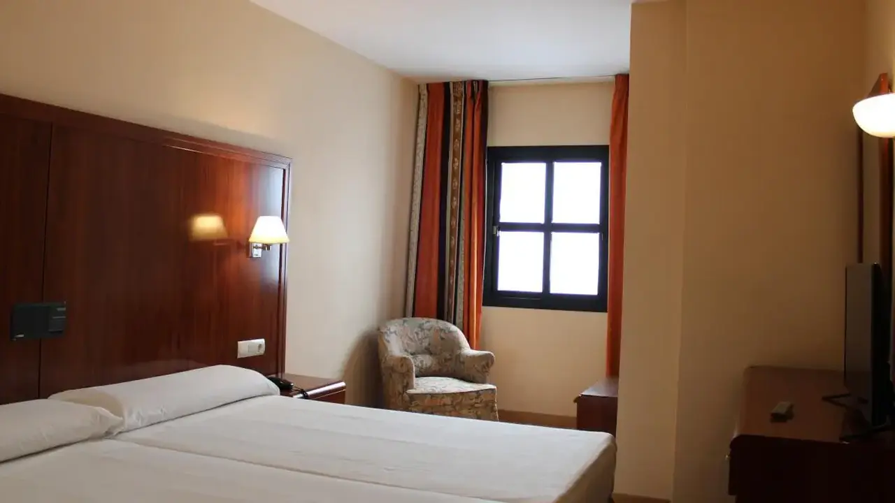 Perla Marina Hotel
