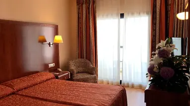 Perla Marina Hotel