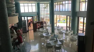 Perla Marina Hotel