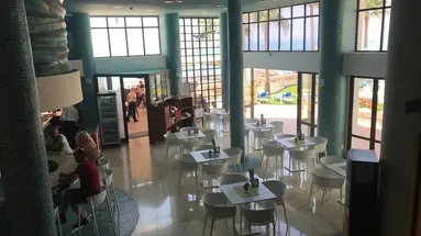 Perla Marina Hotel