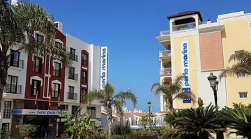 Perla Marina Hotel