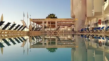 Perla Marina Hotel