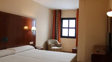 Perla Marina Hotel