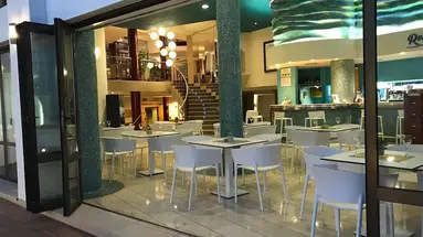 Perla Marina Hotel