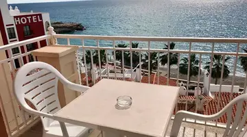 Perla Marina Hotel