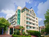 Perla Plaza Club