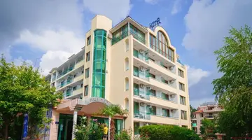 Perla Plaza Club