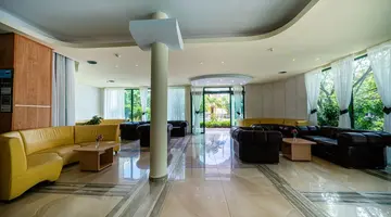 Perla Plaza Club
