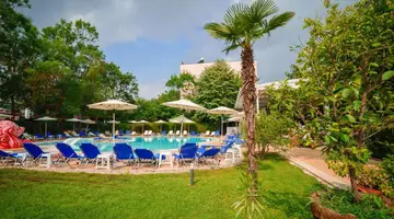 Perla Plaza Club