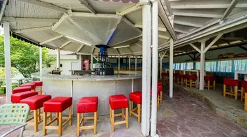 Perla Plaza Club
